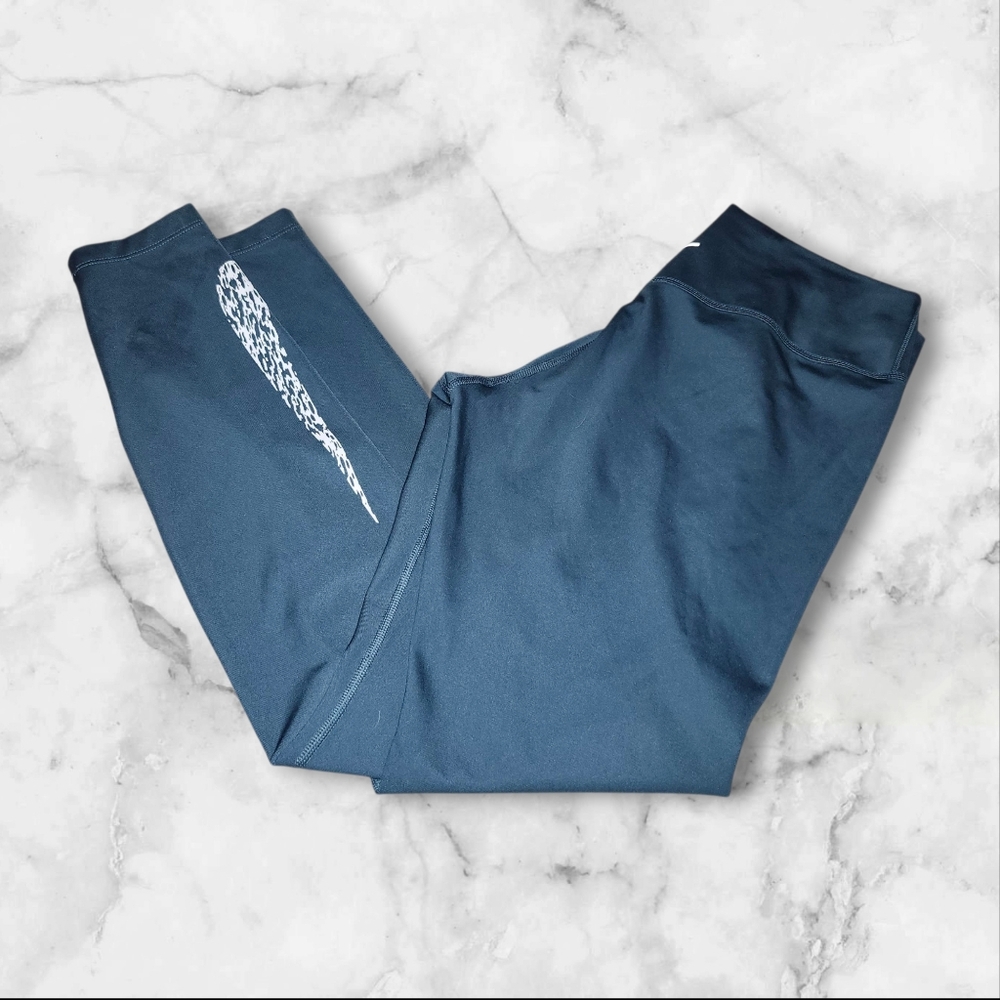 Womens Nike Leggings